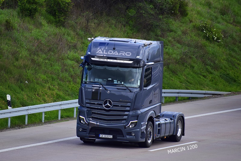 _DSC1728 ALDARO-crop-Mercedes-Benz ActrosL MP5.JPG