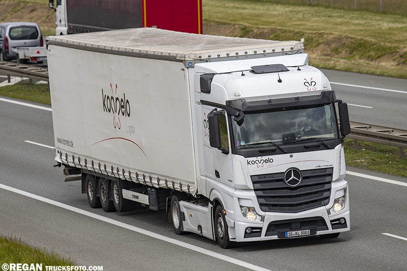 Mercedes-Benz Actros MP4 - Konnelo.jpg
