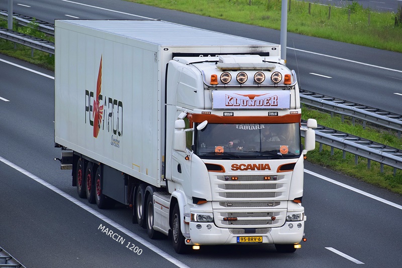 _DSC3473-crop-Klunder -SCANIA R580 V8.JPG