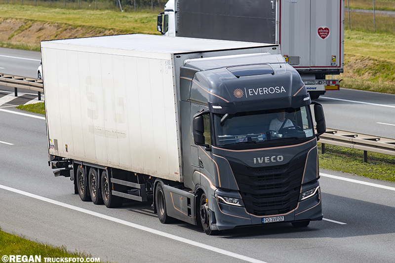 Iveco S-Way - Everosa.jpg