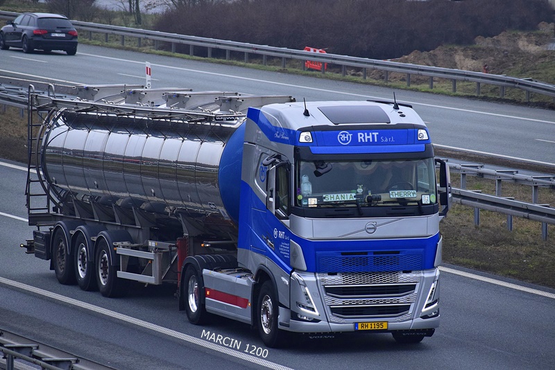 _DSC0191-crop-RHT-VOLVO FH V.JPG