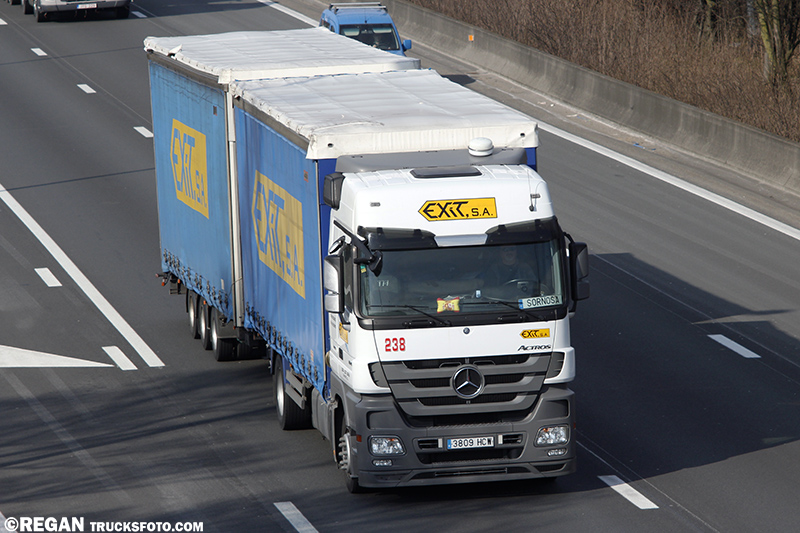 Mercedes-Benz Actros - Exit.jpg