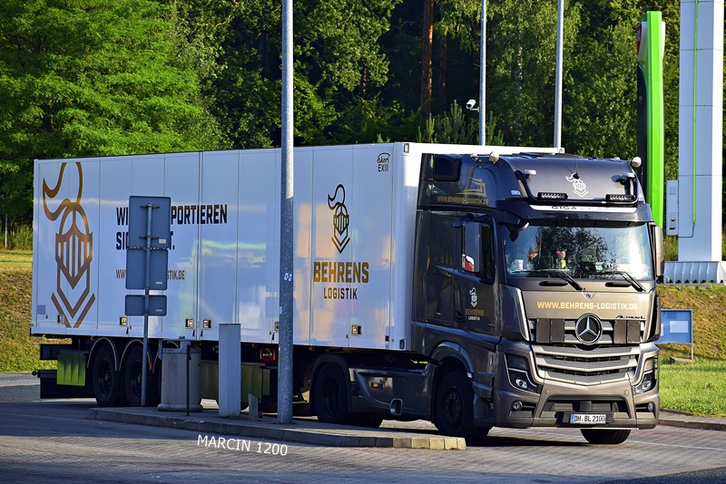 _DSC5028-crop-Behrens-ACTROS MPV.JPG