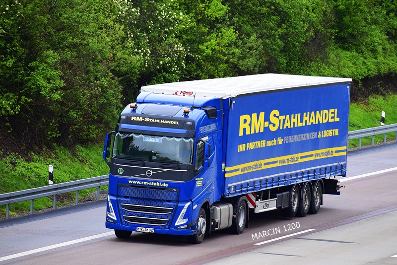 _DSC1082 RM-Stahlhandel-VOLVO FH V.JPG