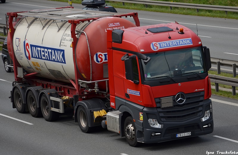 intertank.JPG