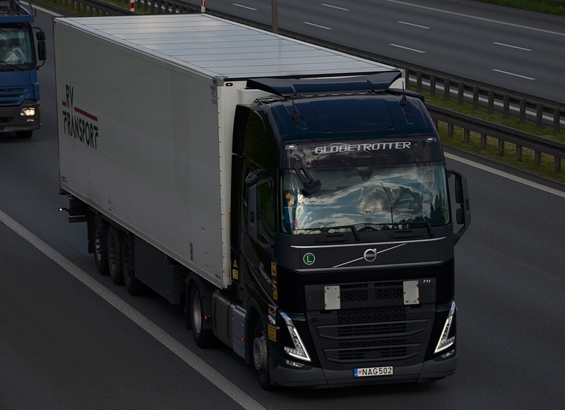 rv transport 2.JPG