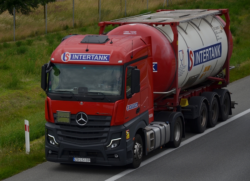 intertank 1.JPG
