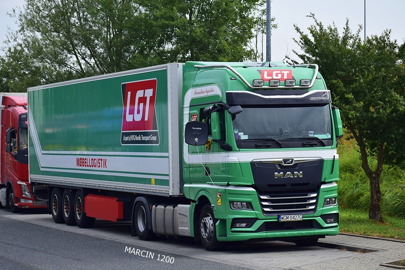 _DSC5178-crop-LGT-MAN TGX II.JPG