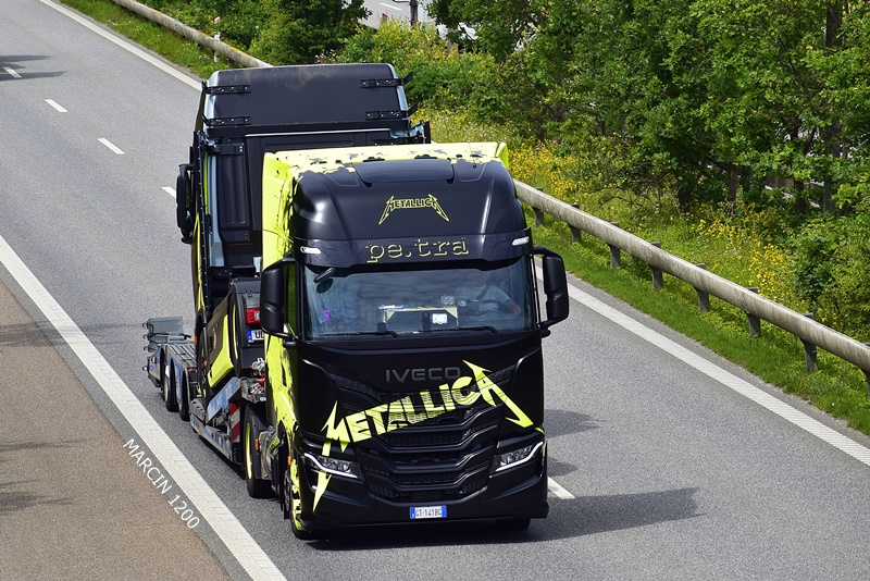 _DSC4627 PE.TRA-crop-Iveco S-WAY Metallica.JPG