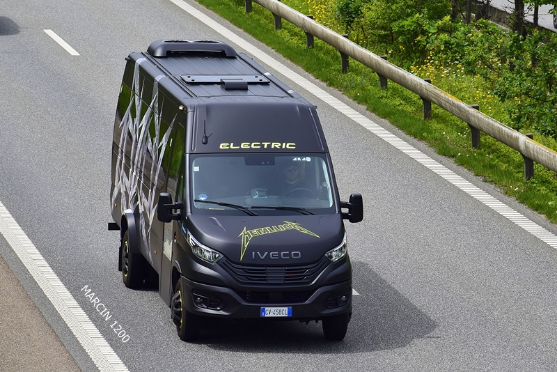 _DSC4751 PE.TRA-crop-IVECO eDAILY ELECTRIC-Metallica.JPG