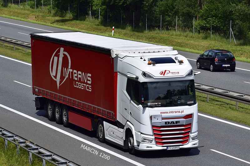 _DSC5128-crop-Intrans-DAF XG.JPG