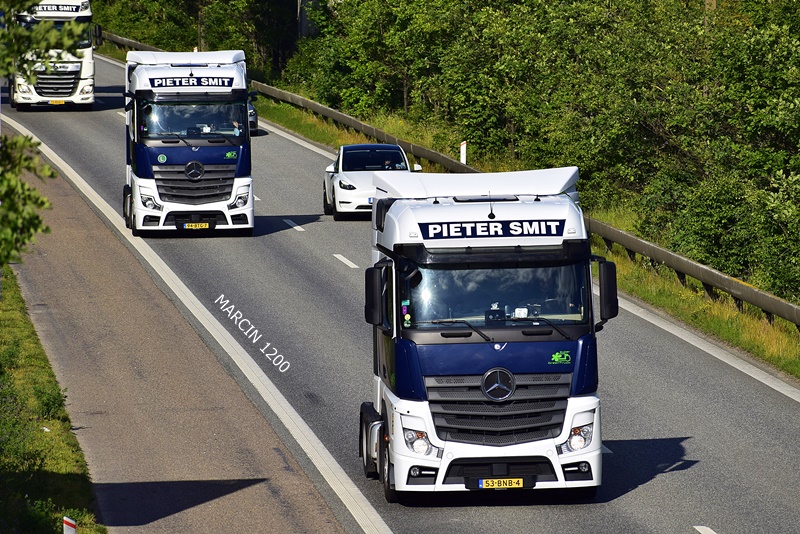_DSC4971 PIETER SMIT-crop-ACTROS MPIV.JPG