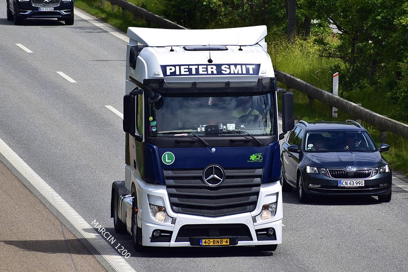 _DSC4866 PIETER SMIT-crop-ACTROS MPIV.JPG