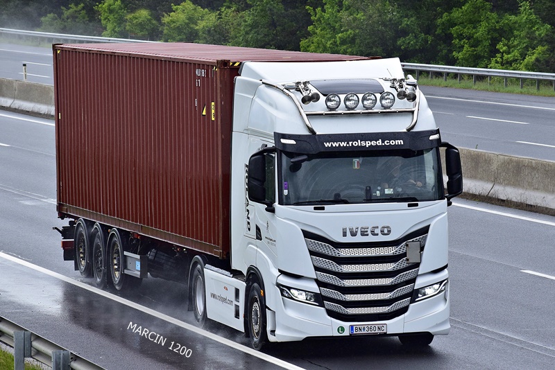 _DSC2973 ROLSPED-crop-IVECO S-WAY.JPG