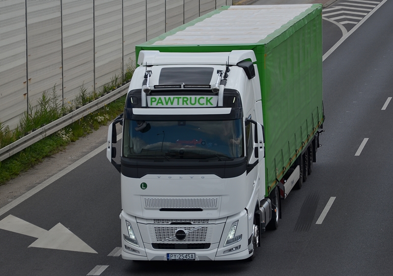 pawtruck 1.JPG