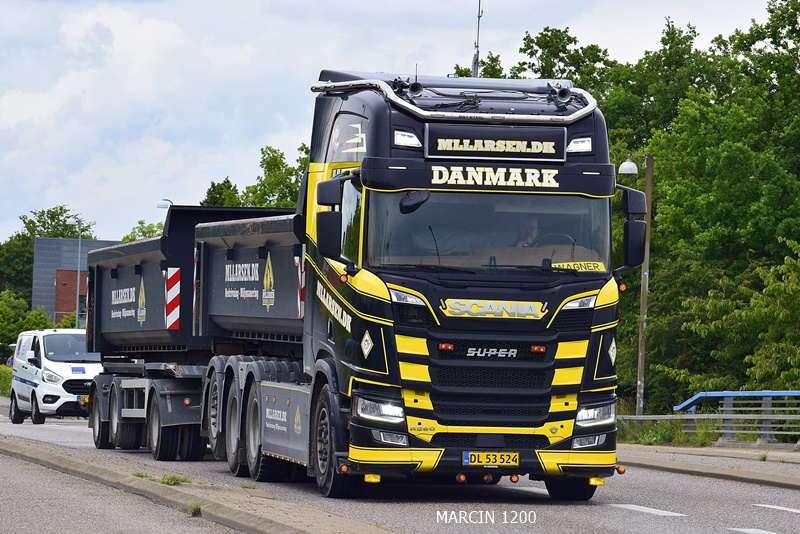 _DSC4730 MLLARSEN-crop-SCANIA R580 V8.JPG