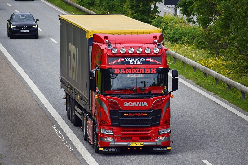 _DSC4567 YDERHOLM&SON-crop-SCANIA R580 V8.JPG