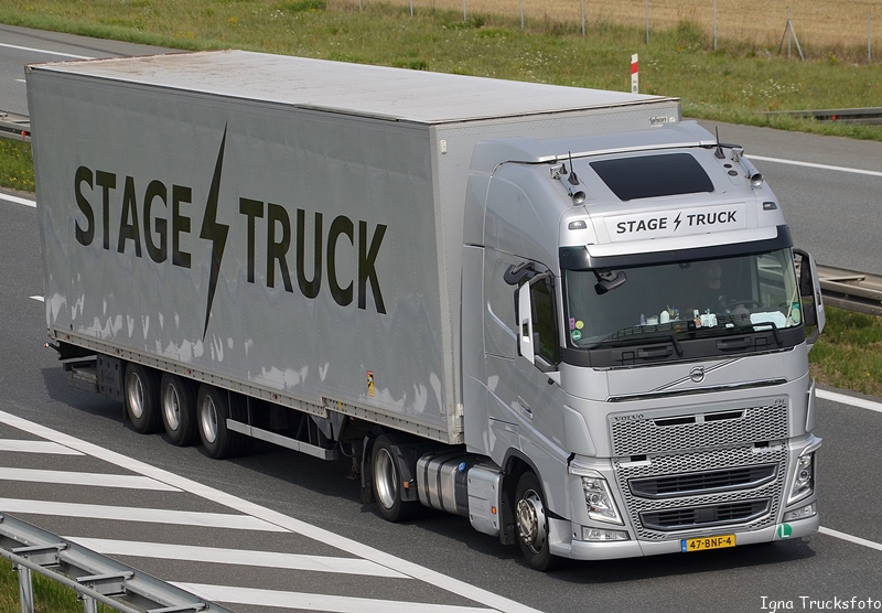 stagetruck2.JPG