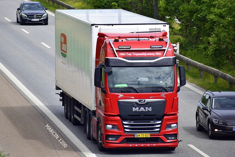 _DSC4933 SORO VOGNMANDSFORRETNING-crop-MAN TGX II-Frode Laursen.JPG