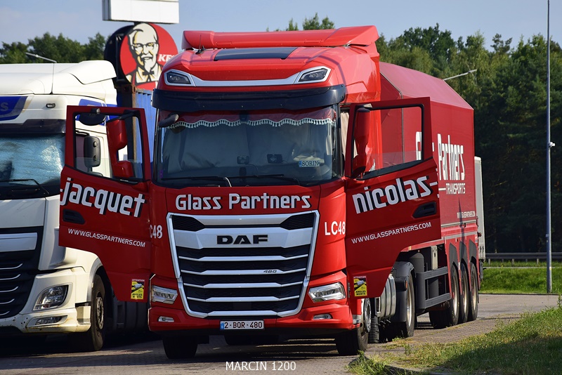 _DSC5600-crop-Glass Partners-DAF XG.JPG