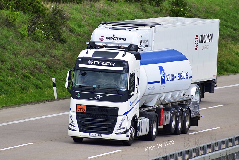 _DSC2048 POLCH-crop-VOLVO FH V.JPG