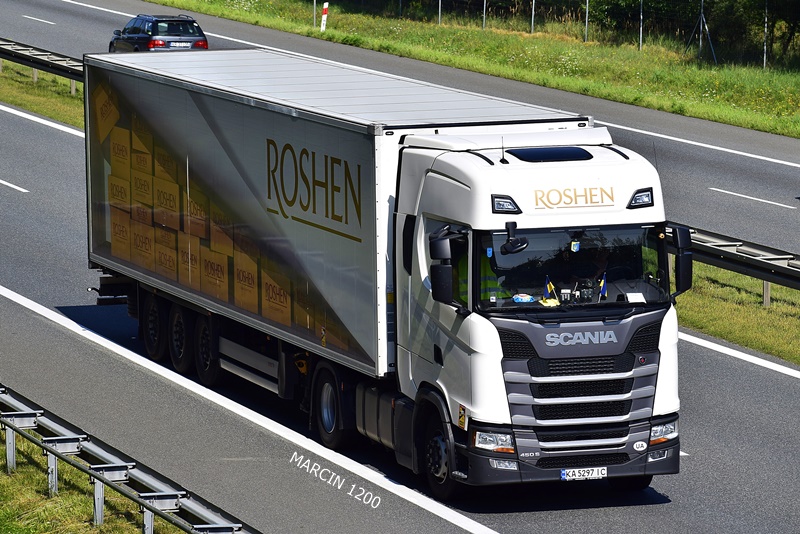 _DSC5912-crop-Roshen-GTA Logistic-SCANIA S450.JPG