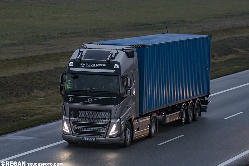 Volvo FH5 - Elcom.jpg