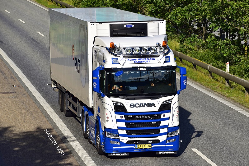 _DSC4973 KLAUS MICHAELSEN TRANSPORT-crop-SCANIA R460 NG.JPG