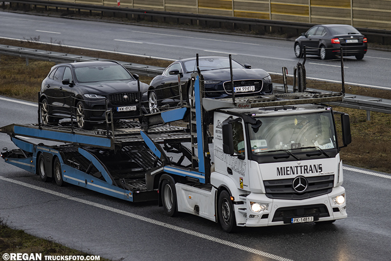 Mercedes-Benz Actros Mientttrans.jpg