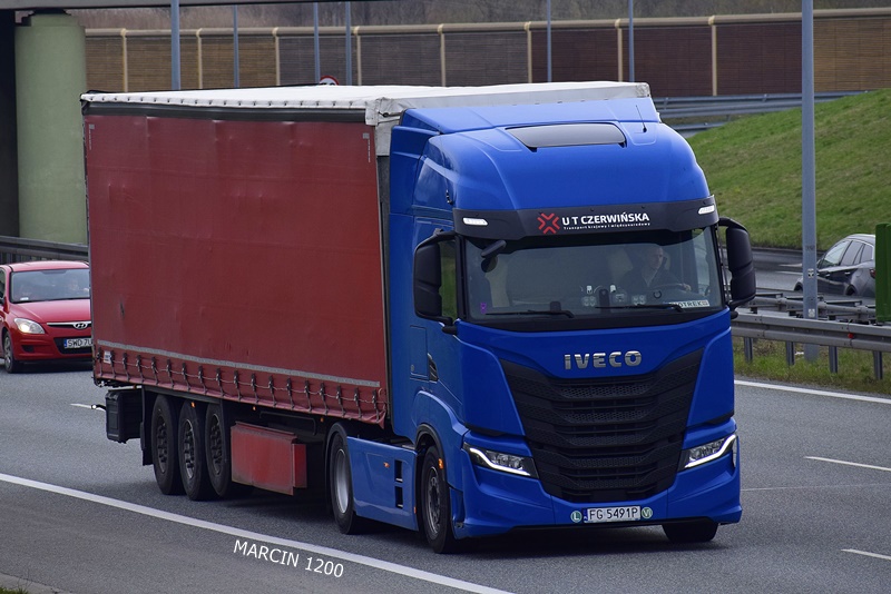 _DSC0407-crop-UT Czerwińska-IVECO S-WAY.JPG