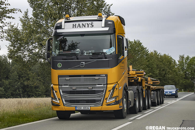 Volvo FH5 - Hanys.jpg