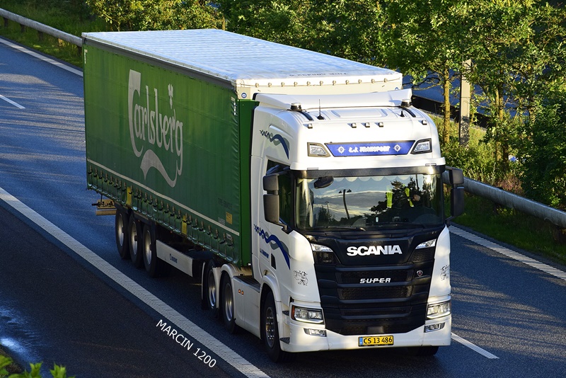 _DSC4167 L.J.TRANSPORT-crop-SCANIA R NG.JPG