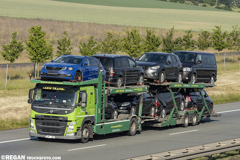 Volvo FM4 - AKM Trans.jpg