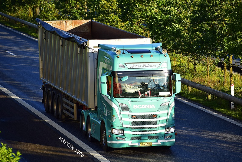 _DSC4194 Jakob Pedersen-crop-SCANIA R NG.JPG