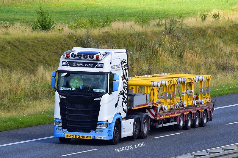 _DSC6245-crop-MONTRANS-SCANIA S NG.JPG
