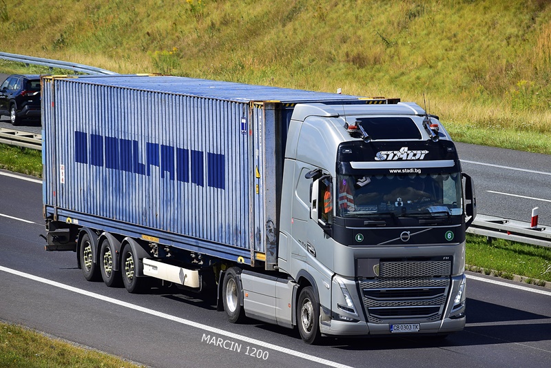 _DSC6083-crop-STADI-VOLVO FH V.JPG