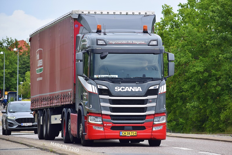 _DSC4659 LAUR CHRISTENSEN-crop-SCANIA R450.JPG