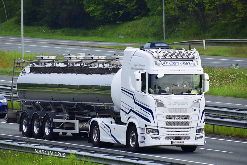 _DSC3819-crop-De Cokere - Maes-SCANIA S500.JPG