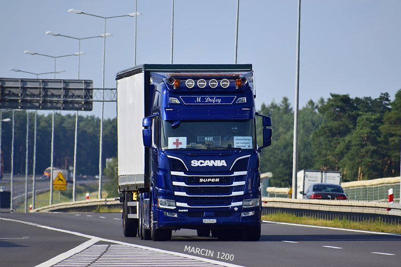 _DSC6439-crop-M.Dufey-SCANIA R950 V8.JPG