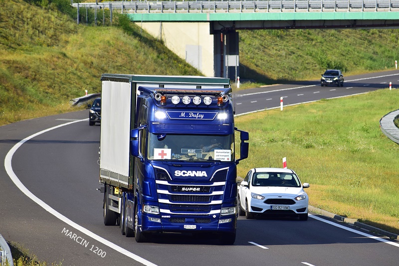 _DSC6447-crop-M.Dufey-SCANIA R950 V8.JPG