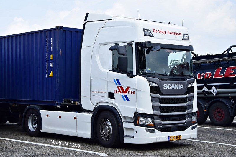 _DSC5261-crop-De Vries Transport-SCANIA R500 NG.JPG