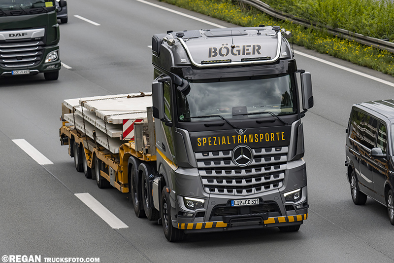 Mercedes-Benz Arocs - Boger.jpg