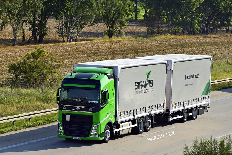 _DSC1982-crop-SIRAMIS-VOLVO FH IV.JPG