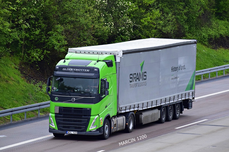 _DSC1060 SIRAMIS-crop-VOLVO FH V.JPG