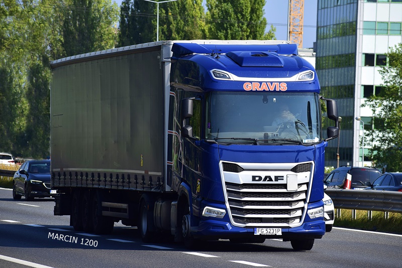 _DSC6554-crop-GRAVIS TRANSPORT-DAF XG.JPG