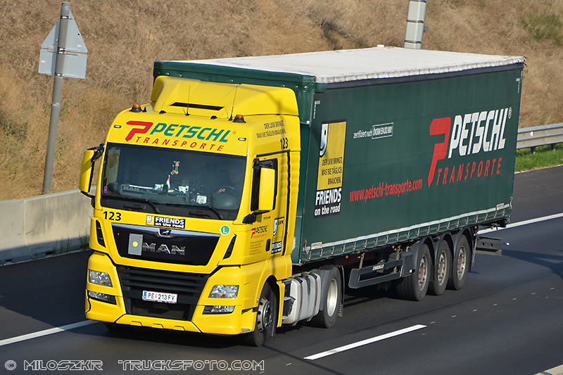 MAN TGX_Petschl_1133.JPG