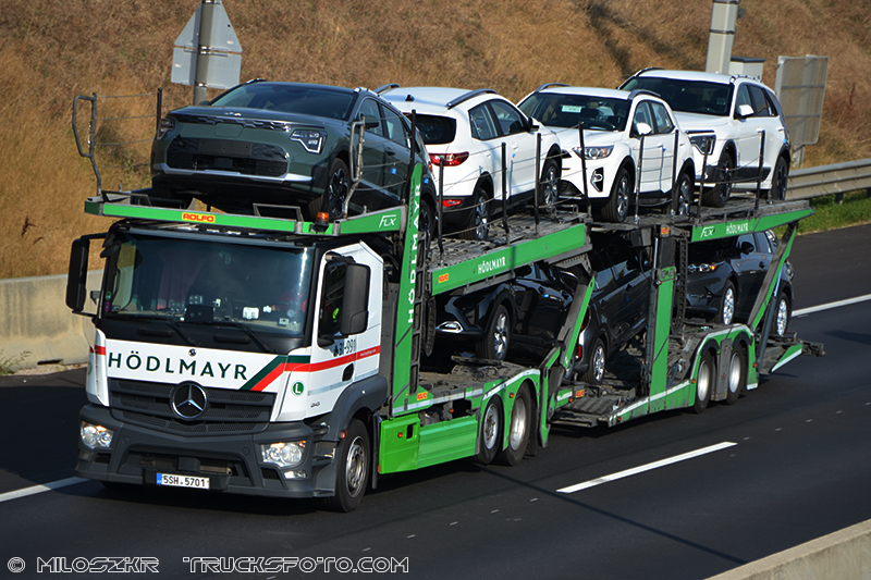 Actros MP4_Hoglmayr_1127.JPG