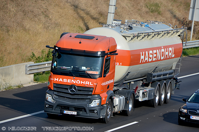 Actros MP5_Hasenohrl_1117.JPG