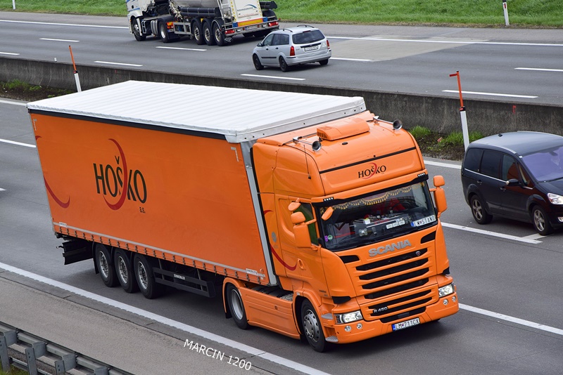 _DSC3281-crop-HOŠKO-SCANIA R450.JPG