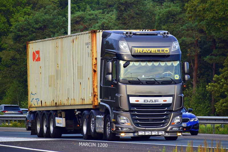 _DSC8155-crop-TRAVELLO-DAF XF 106.JPG